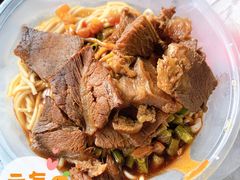 -牛师傅牛肉面(尚隆路店)