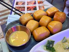 黄金馒头-沪上名羊天下碳烤羊腿•东北烧烤•小龙虾(浦东直营总店)