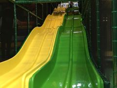 -蒙特利亲子乐园