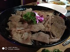 -三人行骨头王火锅(长寿店)