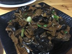 -九华山友谊土菜馆 小资餐厅