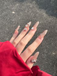 -UGIRL有个美甲
