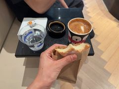 dirty-Dogi&kiki Coffee(中心商务大厦店)