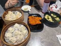 -莱莱小笼·乔艾