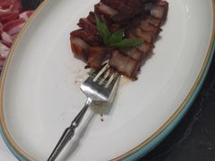 -红鼎豆捞·非遗鲍皇汤火锅(宝丰路店)