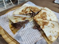 牛肉芝士薄饼-艾蜜西餐厅(梅园店)