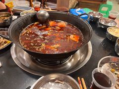 -鸿顺老铁锅美蛙鱼府(解放碑店)