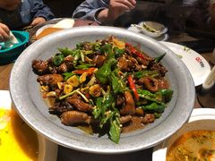 地锅老公鸡-大张烙馍村(绿地店)