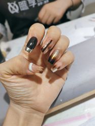 -瞧·享轻奢美甲美睫