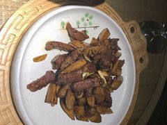 -渝信川菜 · 川味家常菜(长安店)