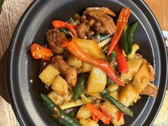 -云海肴·汽锅鸡·云南菜(天山百盛优客店)