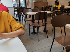 -麦当劳(中唱大厦店)