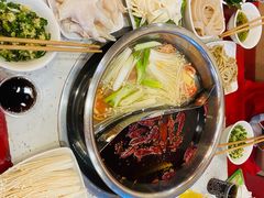 -朱氏胖子烂火锅(洪崖洞店)