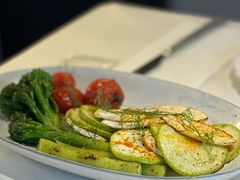 -LESCEDARS Brasserie Bistro香柏树