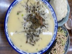 -雪琴面馆富安特色鱼汤面(城中花园店)