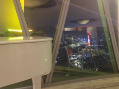 -广州塔卢特斯法国旋转餐厅