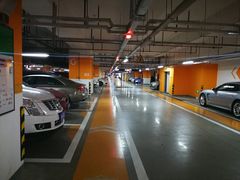 -万象城-停车场