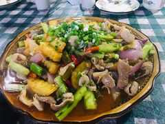 -廖哥泡椒兔(峨眉店)