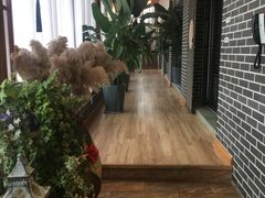 -乌托邦轰趴日租聚会别墅(先生的院子店)