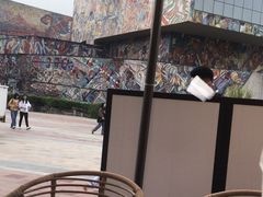 -霸王茶姬(大学城熙街店)