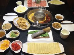 -重庆小天鹅火锅(中商广场店)