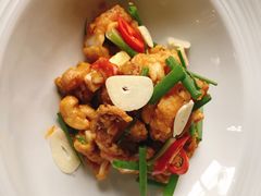 蛋黄炸鱿鱼-MUG JEE