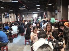 等位区-碎怂烤肉(钟楼柳巷店)