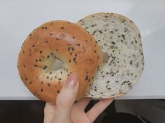 黑芝麻贝果-面包与我Bread Or Me(长城汇店)