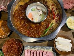 -周幺妹重庆老火锅(银泰城总店)