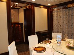 -顺峰海鲜酒楼(省府店)