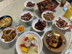 -老鼎万春卤菜(五代传承创始老店)