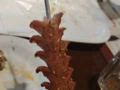 -三个大叔烤羊肉串·歌手驻唱·碳烤鲜肉(西三旗店)