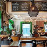 我又来了 这是三里屯吗 明明是巴黎的街边！！