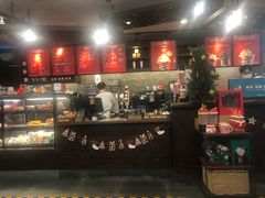 -星巴克(南宁民歌湖店)