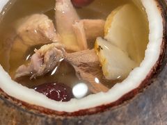 天麻乳鸽椰子炖汤-大唐靓汤江门私房菜(景田店)