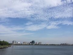 -上海滴水湖皇冠假日酒店