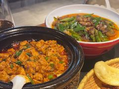 -万重锦·人文川菜馆(骡马市店)