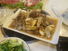 -虾弄弄海派小龙虾·牛羊蝎子火锅