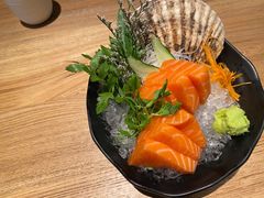三文鱼生鱼片-隐泉之语日式料理(王府中环店)