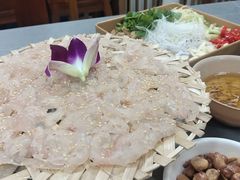 -官塘陈记鱼生·潮汕砂锅粥·潮汕生腌牛肉火锅(潮枫路总店)