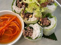 三文鱼刺身米纸卷-CHINCHIN 青青·泰国料理(万象食家店)