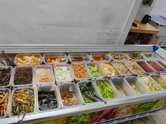 -鹿寨小何螺蛳粉店
