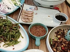 -合合春饼·酱骨·东北菜(潘家园店)
