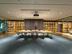 -蔚来中心(北京中关村店)