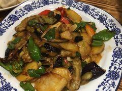 -东北人家铁锅炖(鞍山路店)