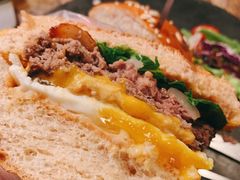 -HIGH FIVE哈福手工汉堡(桂林路店)