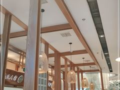 -三人行骨头王火锅(长寿店)