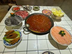 -旧街市鲜货老火锅(大光路店)