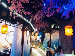 -荷塘秋月·本帮江浙菜(国权路店)