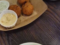 -瑞食酒馆 La Taverne Suisse